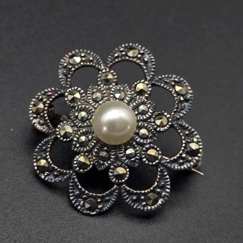 Sterling Silver Marcasite Flower Brooch Faux Pearl 925 A Vintage Jewelry